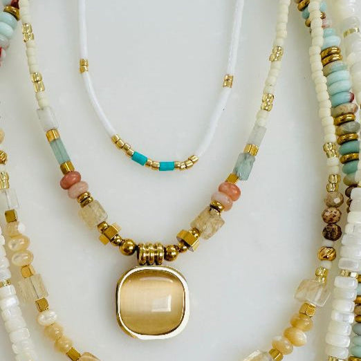 Necklaces & Pendants