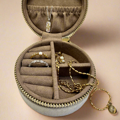 Beige Linen Sunbeam Jewellery Case