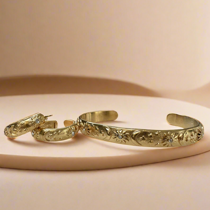 BACK IN STOCK 30 April - Preorder Sol Celestial Gold Bangle